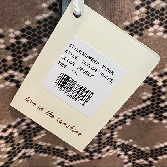 Wanakome Taylor Hoodie - Snake Print - Picture 11 of 13